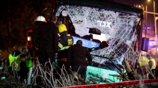İsraildə iki avtobus toqquşub, 30-dan çox adam yaralanıb 