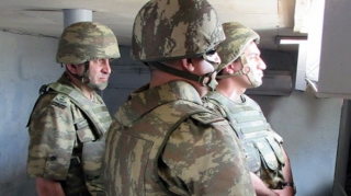 Hikmət Hacıyev generalla ön cəbhəyə getdi - FOTO