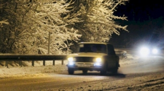 Şamaxı-Ağsu yolunda qarlı və şaxtalı hava - Sürücülərə xəbərdarlıq - FOTO 