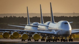 Lufthansa pandemiya başlayandan bəri ilk dəfə mənfəət açıqladı 