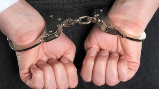 Bakıda qohumundan hədə-qorxu ilə 100 min dollar tələb edən şəxs saxlanılıb 