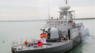 İran hərbi gəmiləri Bakı limanını tərk etdi - FOTO