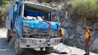 Yük maşını aşdı, 15 nəfər öldü 