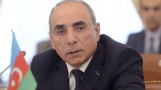 Yaqub Eyyubovun oğlunun bankdakı bir milyard dolları donduruldu 