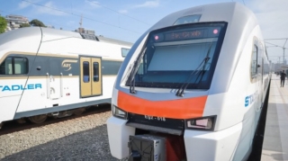 Sumqayıt-Bakı qatarında sərnişinlər ayaq üstə qaldı - SƏBƏBİ... 