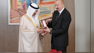 Prezident İİB Qrupunun sədrinə “Dostluq” ordenini təqdim etdi - FOTOLAR 