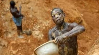 “Lamborghini”-ni niyyət edib bir ay oruc tutan kişi xəstaxanalıq oldu 