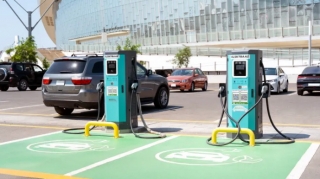 Elektrikli avtomobillərə parklanma və yaşıl zonalara girişə endirimlər olsun - TƏKLİF 