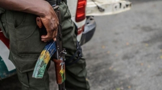 Polis məntəqəsinə silahlı hücum: Səkkiz nəfər öldürülüb 