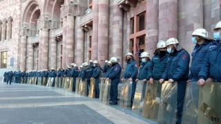 На митинге в Ереване задержали около 130 человек  - ОБНОВЛЕННЫЙ - ВИДЕО
