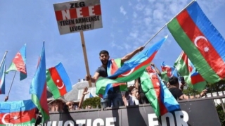 Niderlandda yaşayan Şamil Mustafayev: “Onlar özləri ilə kastetlər, bıçaqlar və tapançalar gətirmişdilər” 