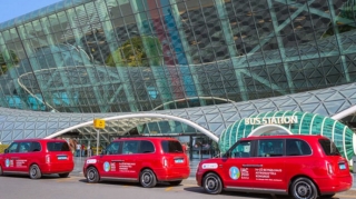 В аэропорту будут работать таксисты, знающие иностранные языки: новые правила одной компании 