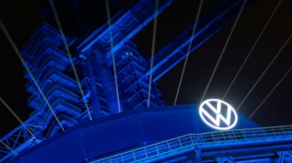 Volkswagen планирует сократить до 100 000 рабочих мест 