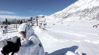 Müdafiə Nazirliyi həftəlik icmalını təqdim edib - VİDEO