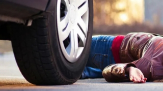 Cəlilabadda maşın 78 yaşlı qadını vuraraq öldürdü 