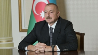 Prezident başda olmaqla bütün dövlət məmurları xalqın xidmətçiləridir