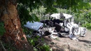 Qusarda avtomobil aşıb, ölən var