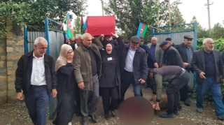 30 ildən sonra nəşi gətirildi, qurban kəsdilər  - FOTO