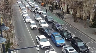 Paytaxtın 15 küçəsində tıxac var - SİYAHI 