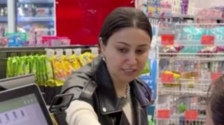 Damlanın marketdəki bu görüntüsü 2 milyon izləndi - VİDEO 