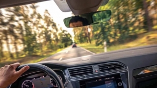 Maşınla səs-küy salanlar başqalarını narahat etməkdən zövq alır – MÜTƏXƏSSİS RƏYİ 