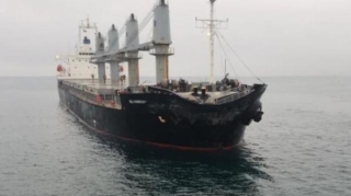 Rusiya və Ukrayna gəmiləri toqquşdu 