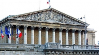 Французские парламентарии призвали положить конец оккупационной политике Армении