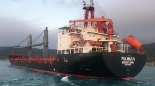 Türk yük gəmisi Çornomorsk limanına yaxınlaşır