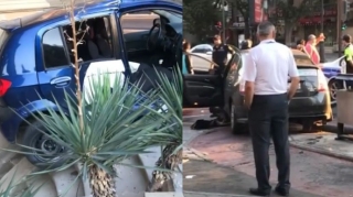 "Kia Rio" ilə "Toyota Prius" toqquşdu  - VİDEO