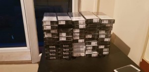 Avtobusdan 10 min ədəd siqaret aşkar edildi - FOTO