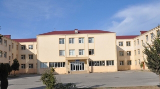 Daha bir məktəb distant tədrisə keçib