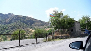 Azərbaycan Gorus-Qafan yolunda tikinti aparır