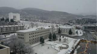 Xankəndinə mövsümün ilk qarı yağdı - FOTO