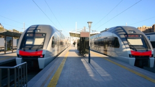 Bakı-Sumqayıt qatarlarından istifadə edənlərin NƏZƏRİNƏ  - Dəyişikliklər qüvvəyə minir