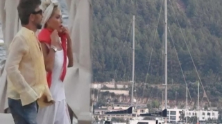 Məşhur müğənni lüks gəmisi  ilə tətildə  - FOTO