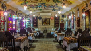 Bakıda tanınmış “Firuzə” restoranı cərimələnib