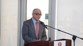 Koronavirusa yoluxmuş deputat: "Özümü qorumağa çalışırdım" 