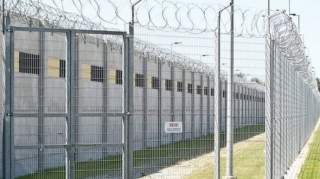 Bakıda cəzaçəkmə müəssisəsində binanın dam örtüyü uçub, xəsarət alan var 