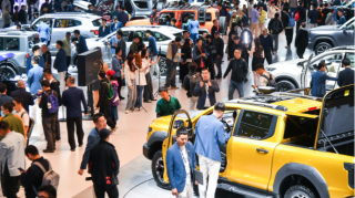 Çində yeni enerji avtomobillərinin beynəlxalq sərgisi keçirilir 