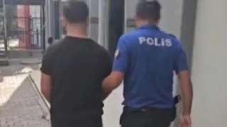 Gənc qızı yumruqlayan taksi sürücüsü nəzarətə götürüldü 