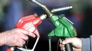 Rusiyada benzin ixracına məhdudiyyətin müddəti uzadıldı 