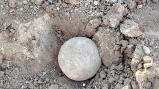 Cənubi Qafqazda analoqu olmayan daş kürə aşkarlandı - FOTO 
