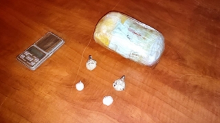 Keçmiş məhkum narkotik satarkən saxlanılıb