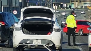 Bakıda iki avtomobil TOQQUŞDU - FOTO 