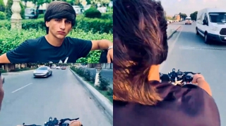 Bərdədə əks yola çıxan motosikletçi ölümə meydan oxudu   - VİDEO