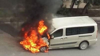 Qəbələdə "Ford" yandı 