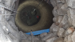 FHN  Şamaxıda su quyusuna düşən kişini xilas edib  - VİDEO