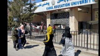 Талибы ввели запрет на присутствие женщин в университетах