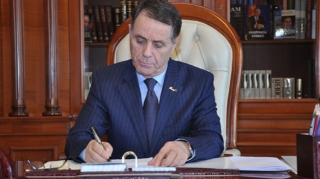 Novruz Məmmədovun polis oğlu təqaüdə göndərildi 