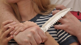 В Гёранбойском районе конфликт между мужчиной и его сестрой закончился поножовщиной 